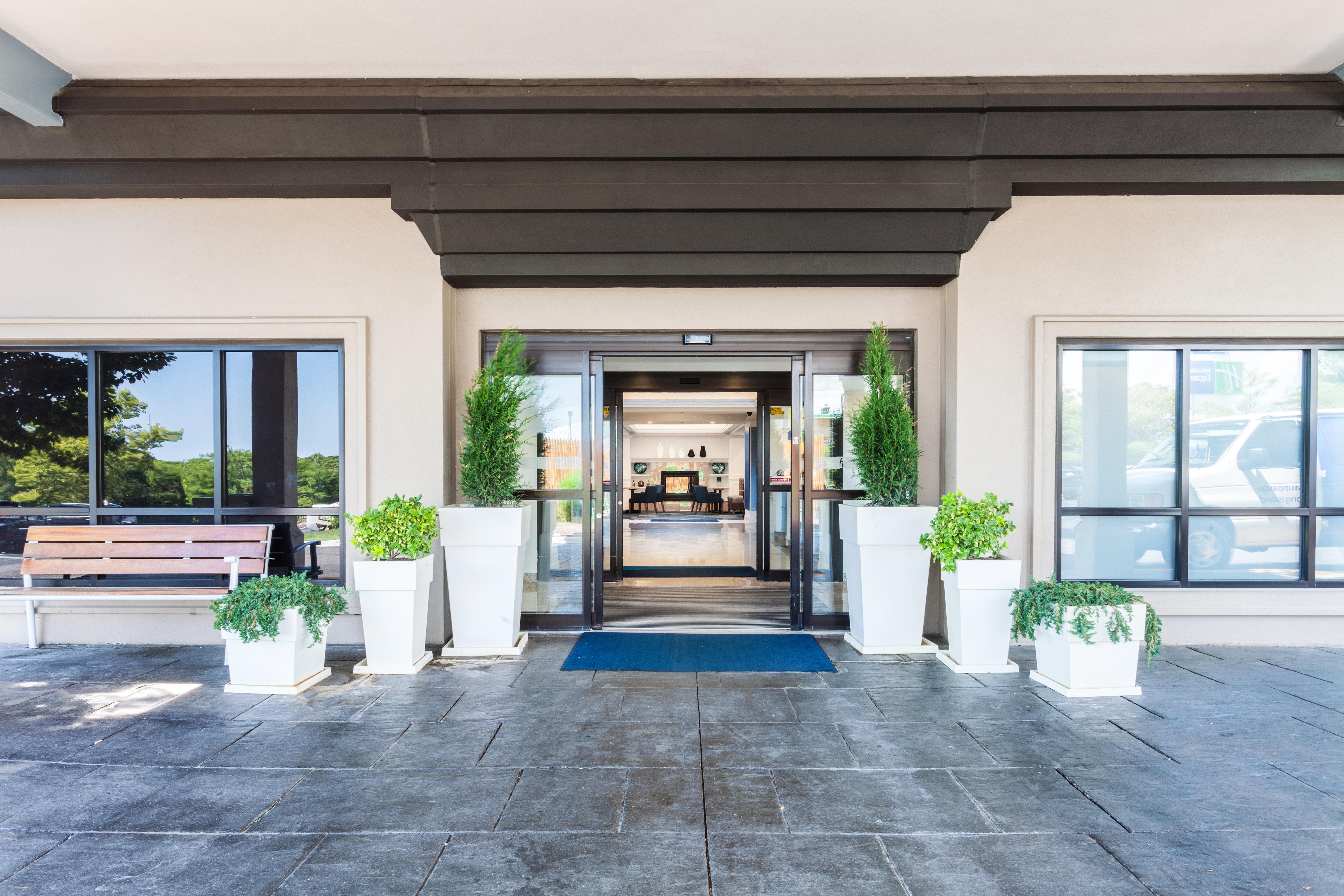 Holiday Express Hauppauge-long Island By Ihg Hotel Hauppauge