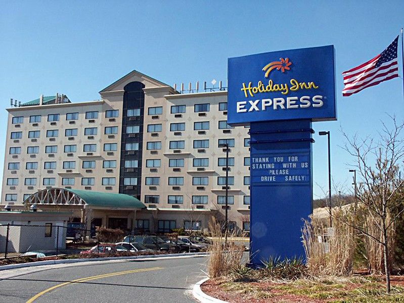 Hotel Holiday Express Hauppauge-long Island By Ihg Hauppauge